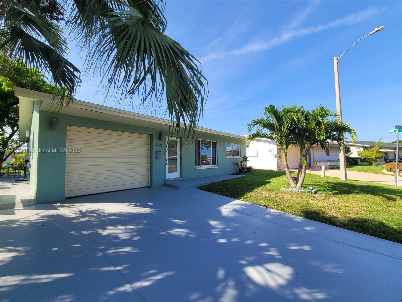 4519 NW 49th Dr
