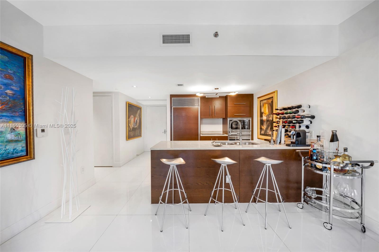 image Icon Brickell12