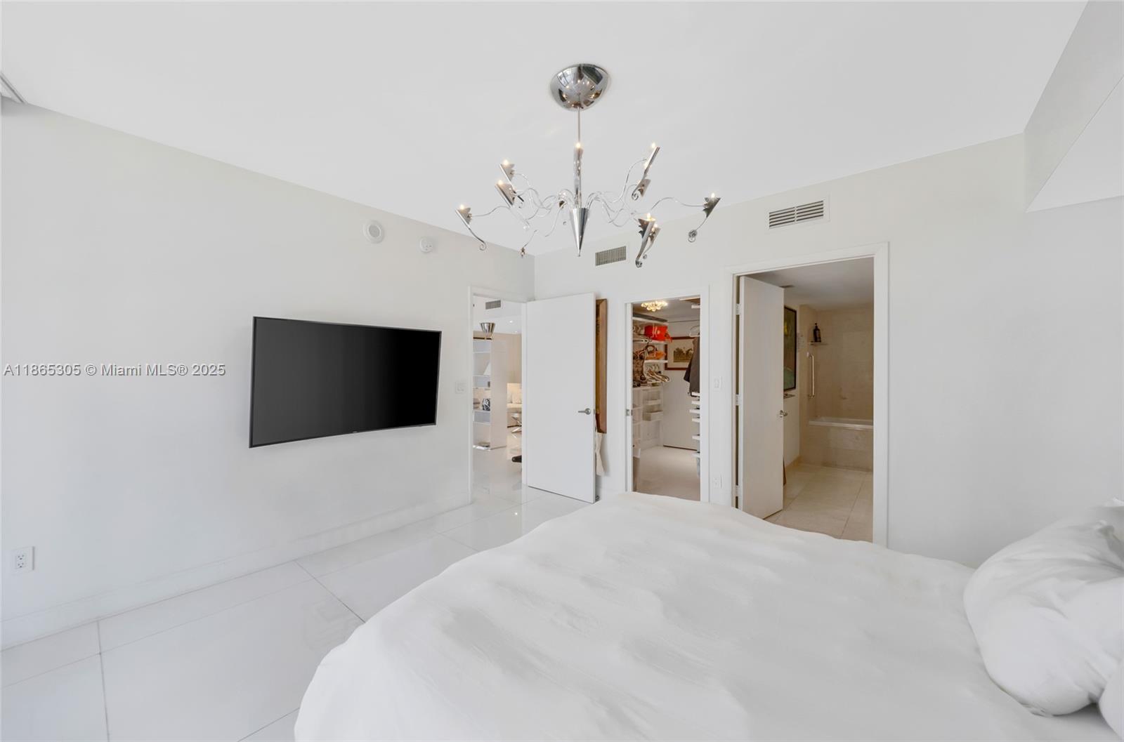 image Icon Brickell14