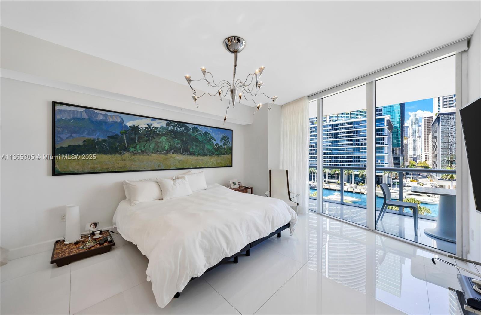 image Icon Brickell15