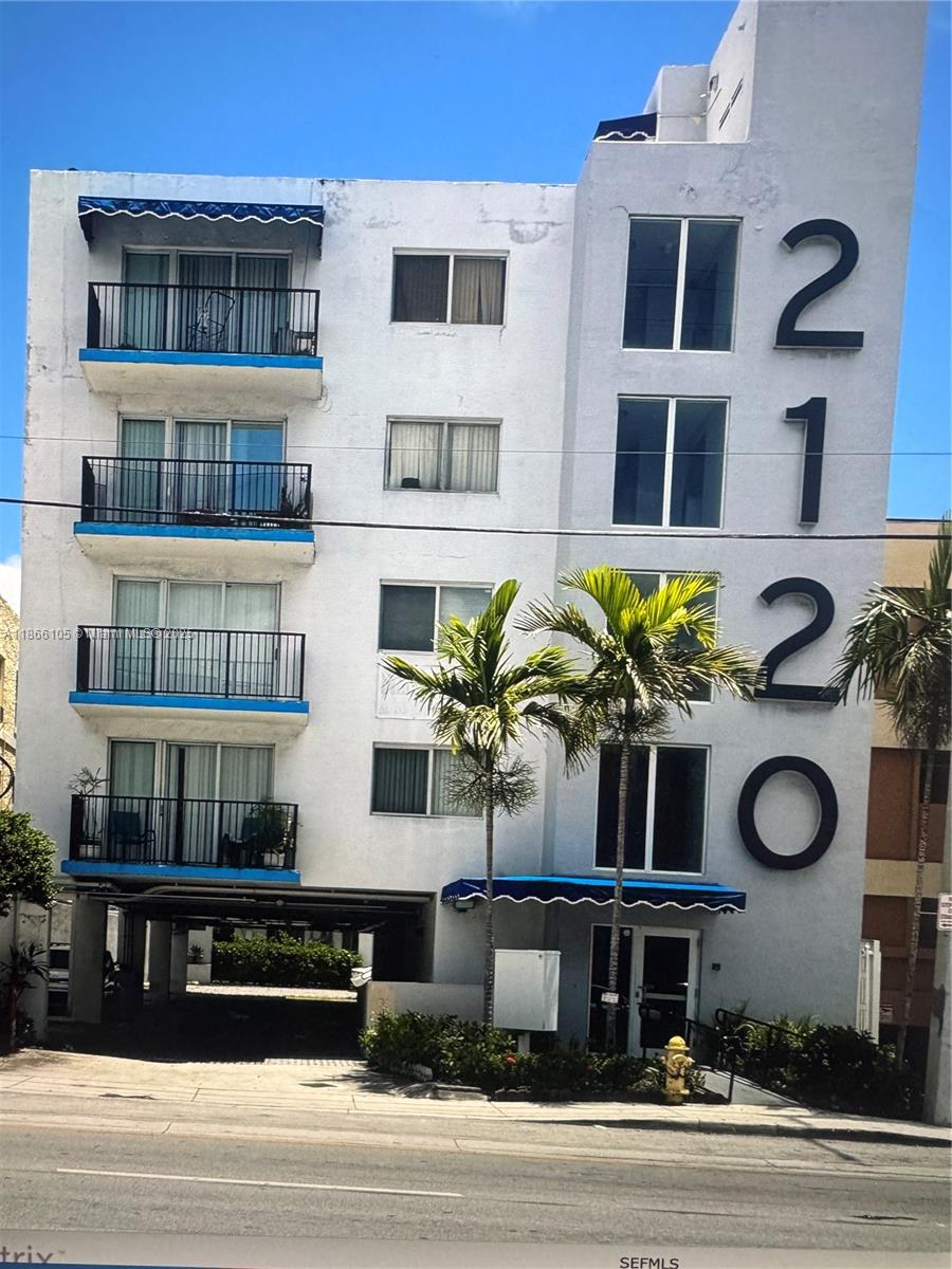 2120 W Flagler St #503