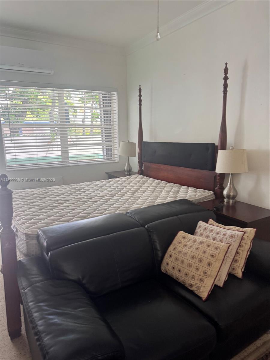 6490 Collins Ave #7