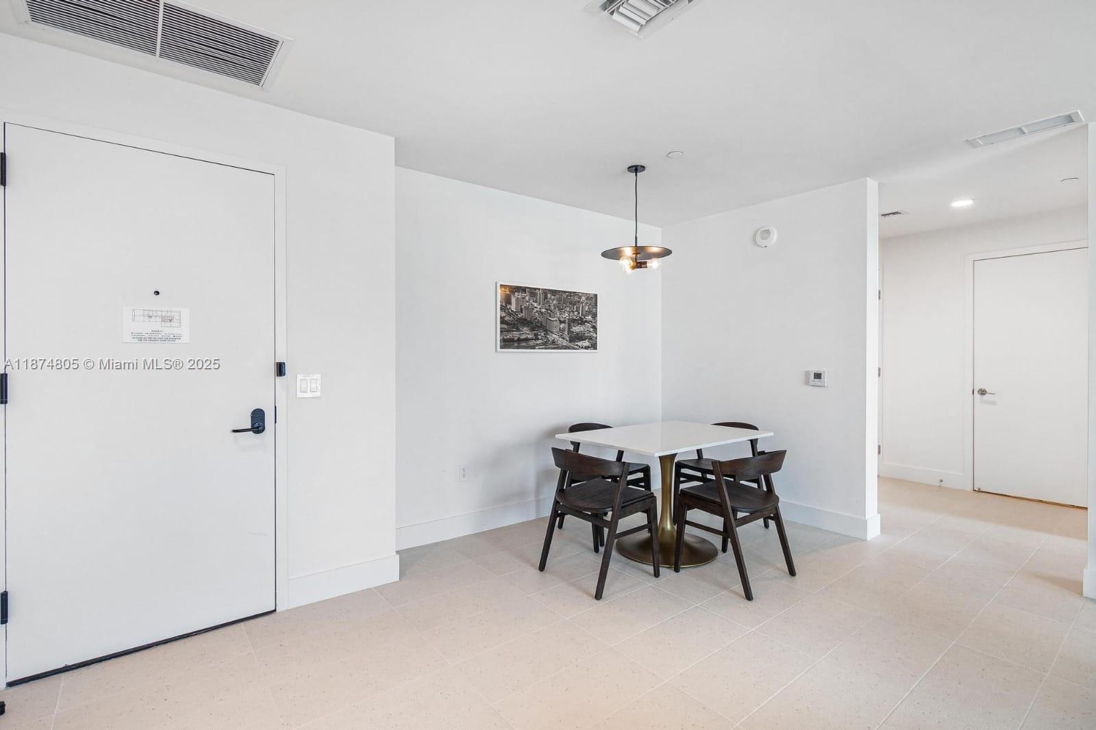 image 159 Ne 6th Street Condo5