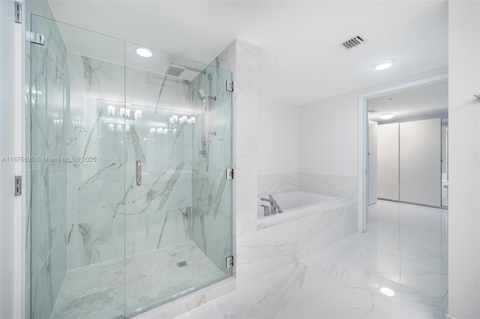 image 400 Sunny Isles14