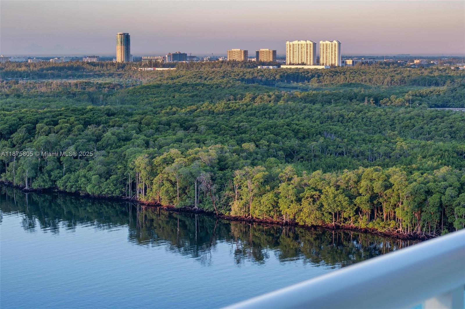 image 400 Sunny Isles16