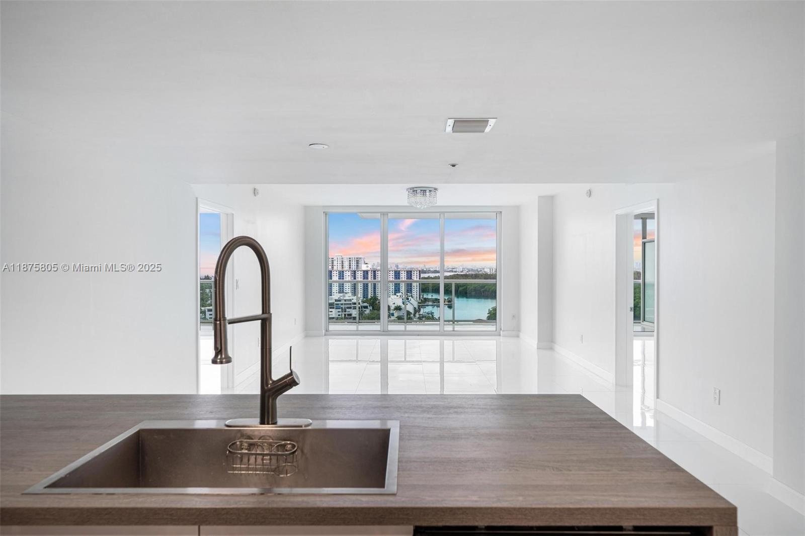 image 400 Sunny Isles33