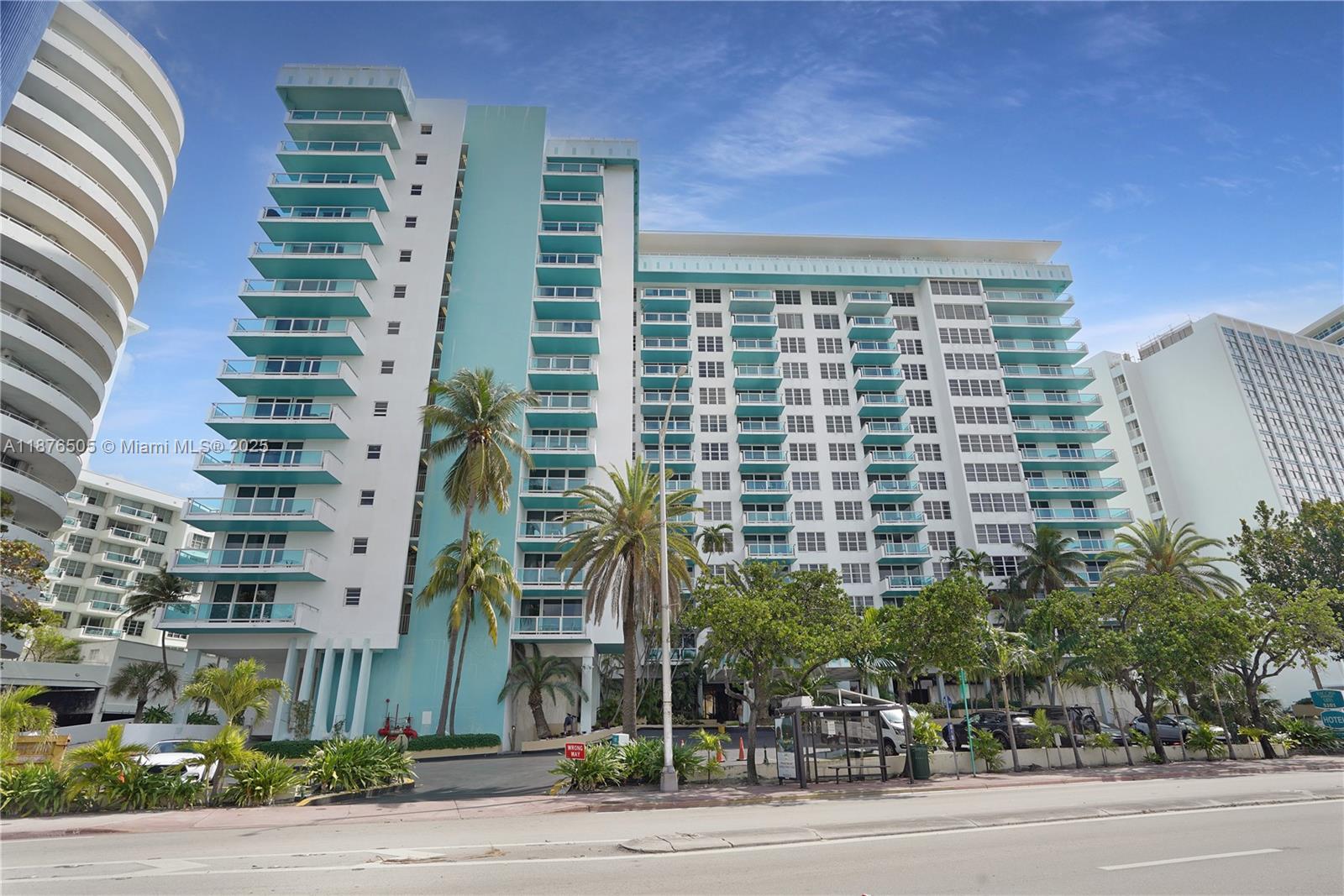 5101 Collins Ave #14H