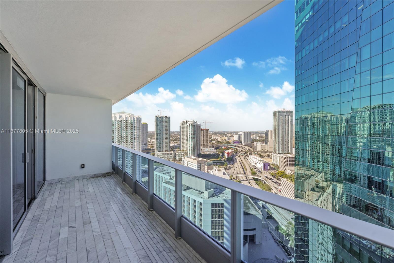 200 Biscayne Blvd Way #3613