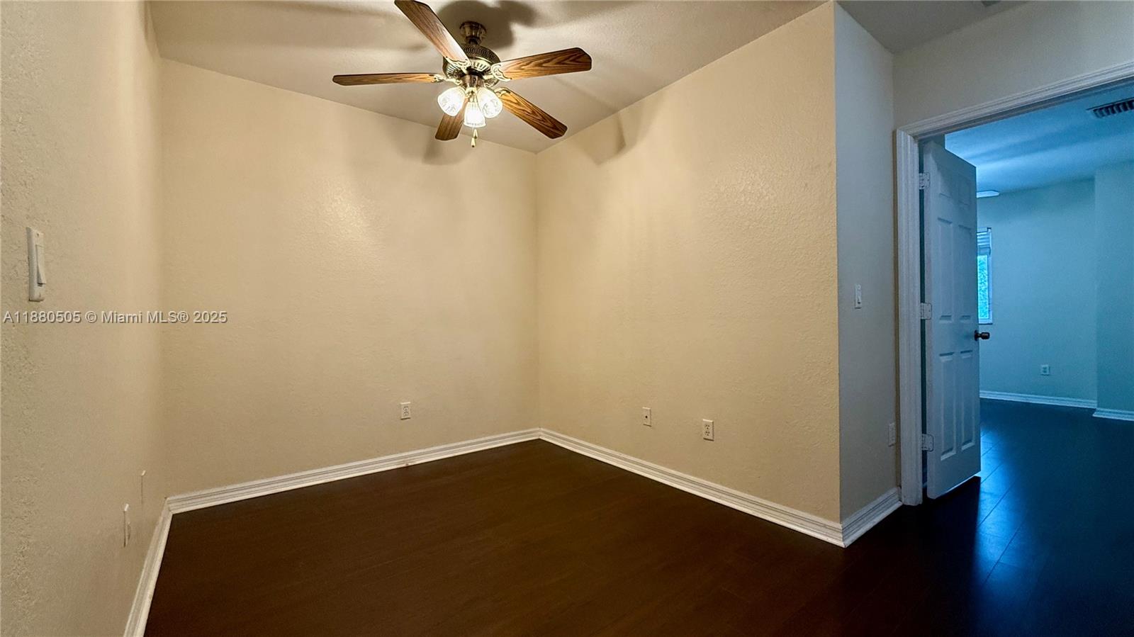 1918 Alamanda Way #N/A Riviera Beach, FL 33404