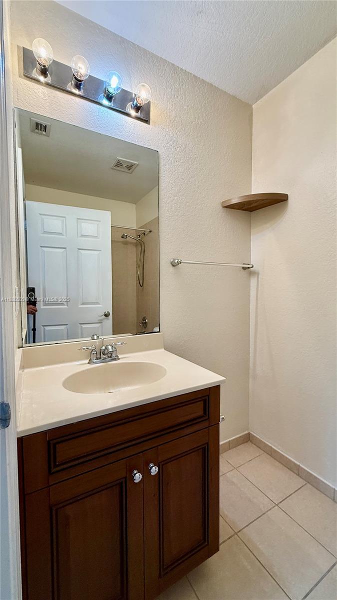 1918 Alamanda Way #N/A Riviera Beach, FL 33404