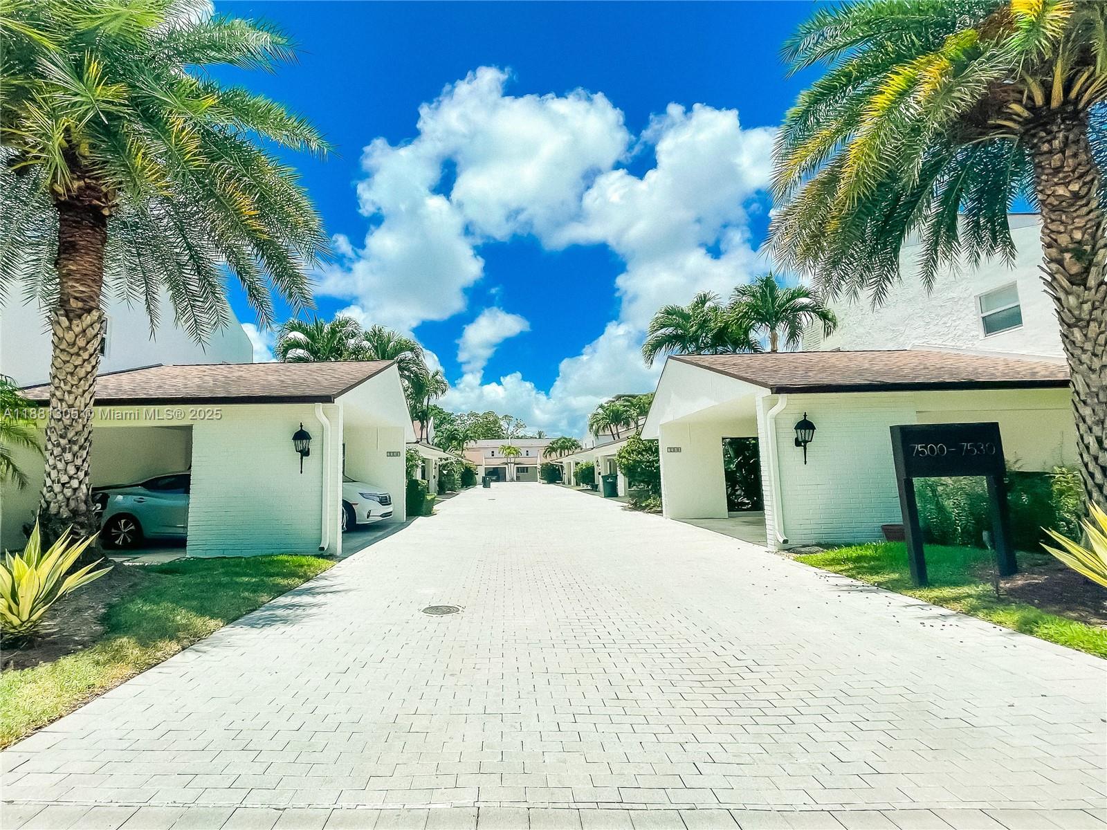 7526 SW 58th Ave #7526