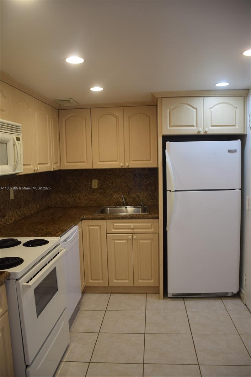 Undisclosed Address Miami, FL 33129