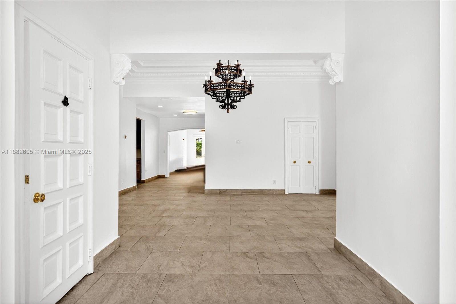 Undisclosed Address Miami Beach, FL 33140