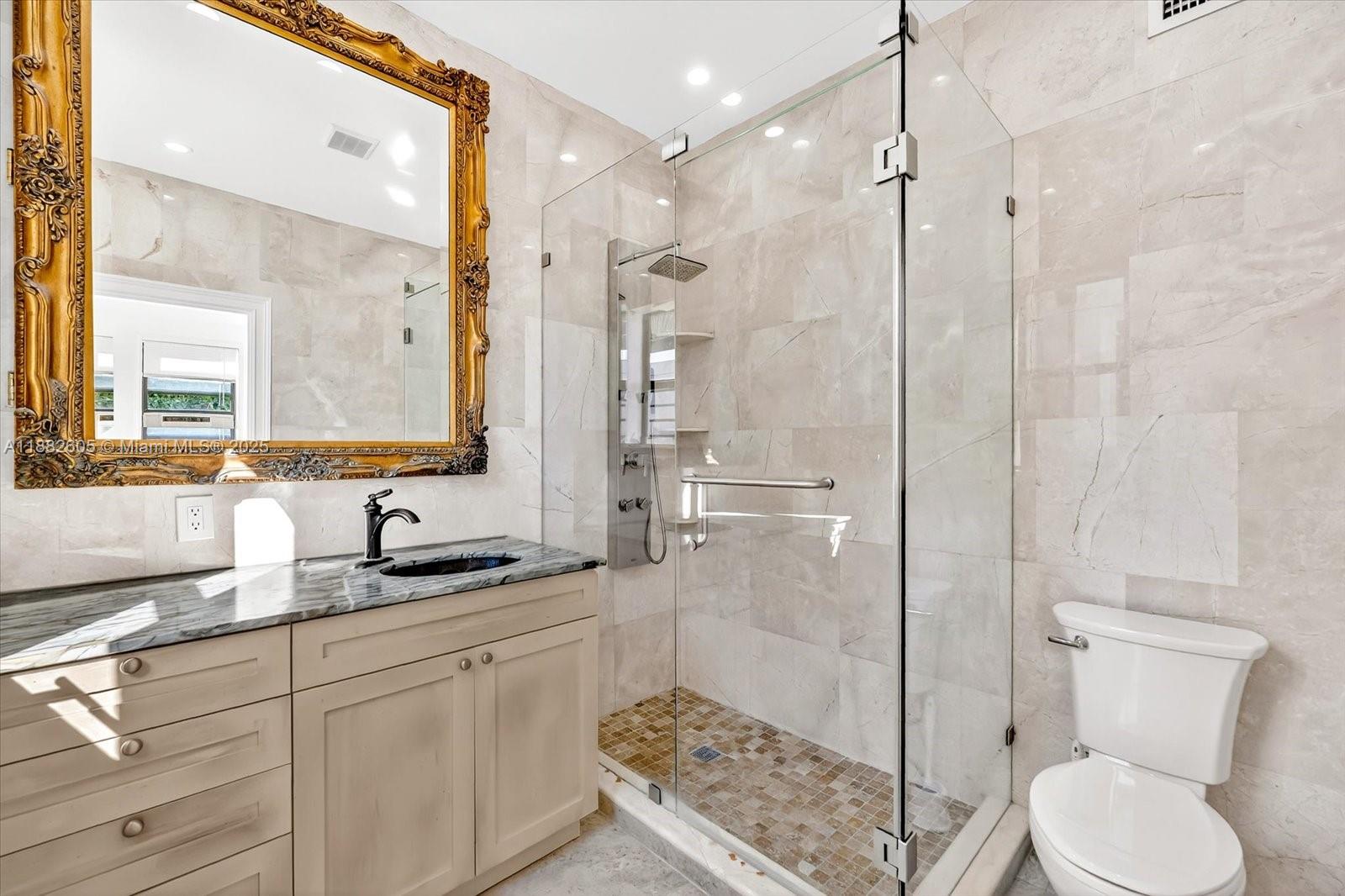 Undisclosed Address Miami Beach, FL 33140