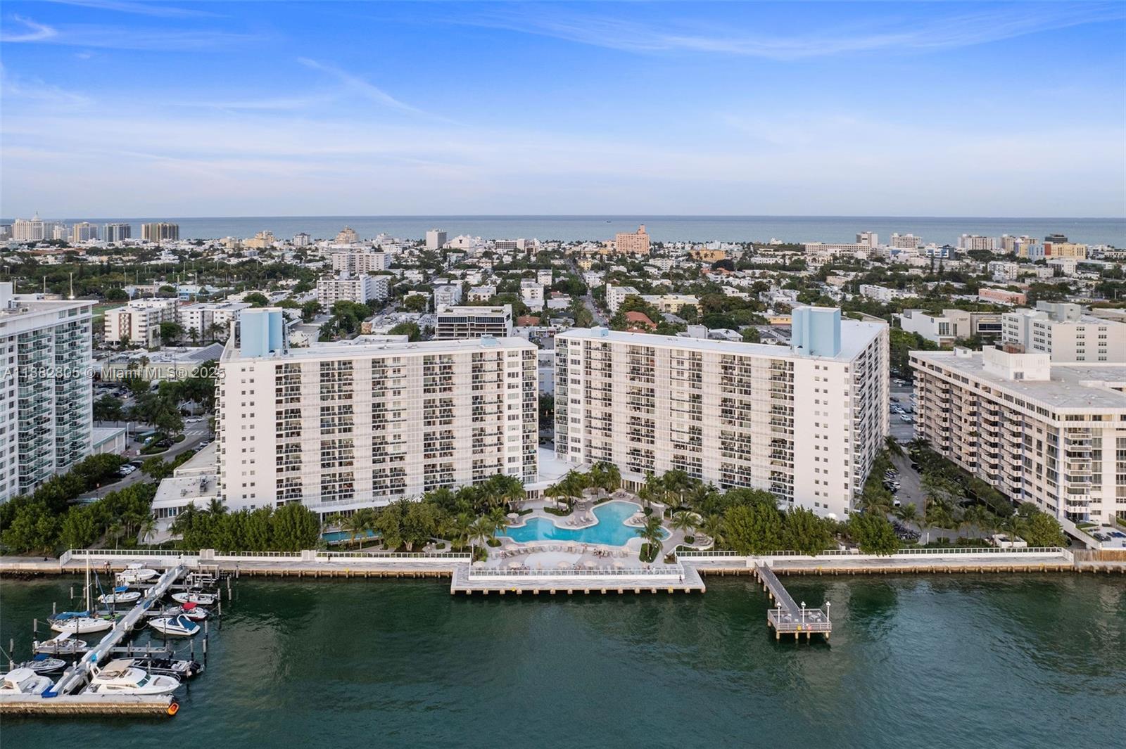 910 West Ave #0428