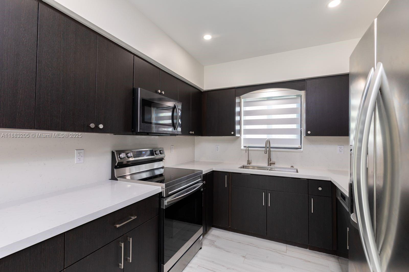 5641 SW 67th Ave South Miami, FL 33143