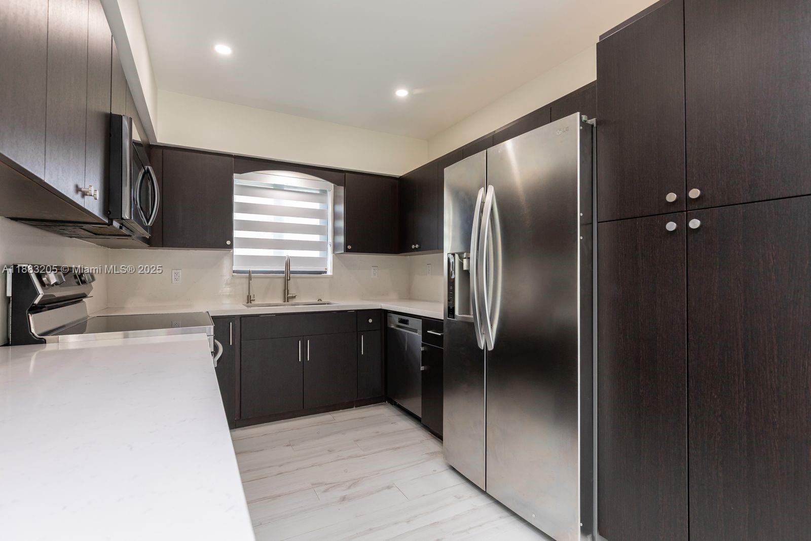 5641 SW 67th Ave South Miami, FL 33143