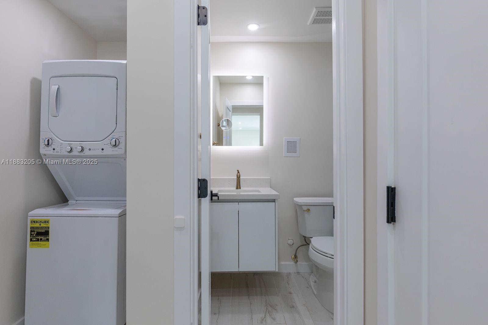 5641 SW 67th Ave South Miami, FL 33143