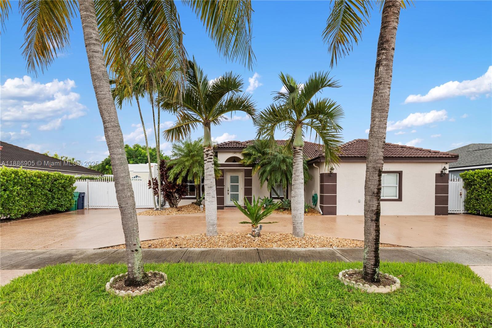 16310 SW 144th Ave