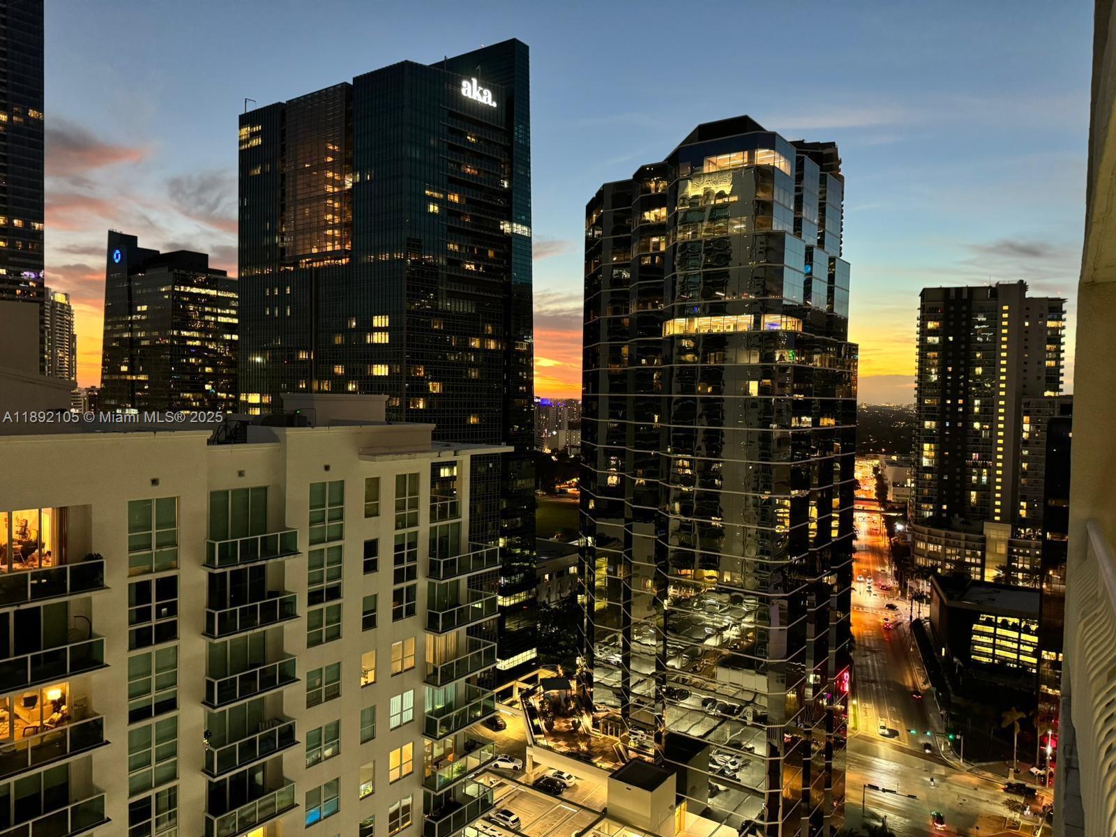 image The Club At Brickell Bay14