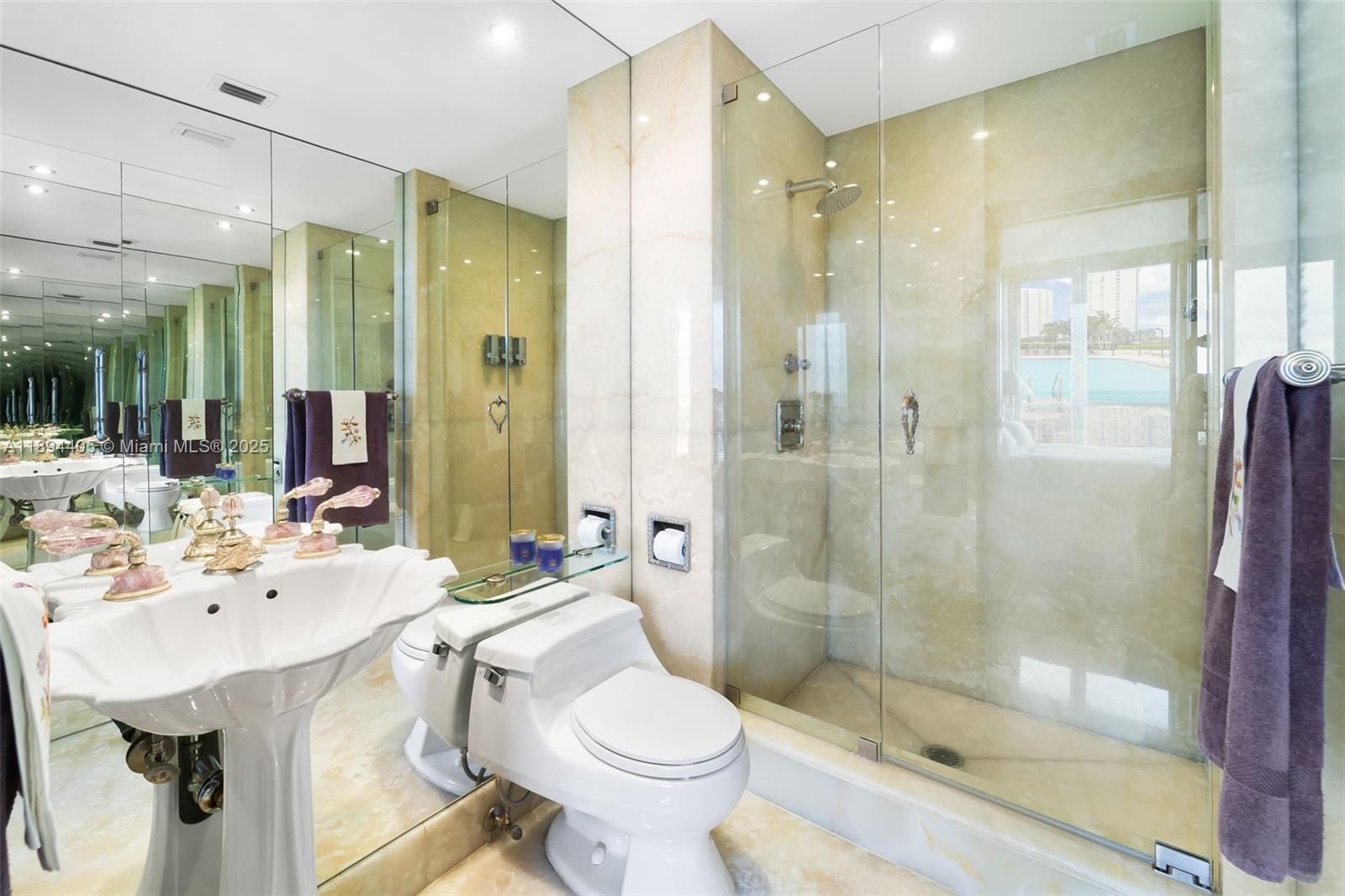 7000 Island Blvd #PH-02 Aventura, FL 33160