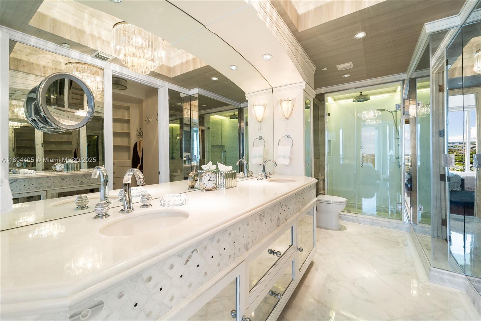 7000 Island Blvd #PH-02 Aventura, FL 33160