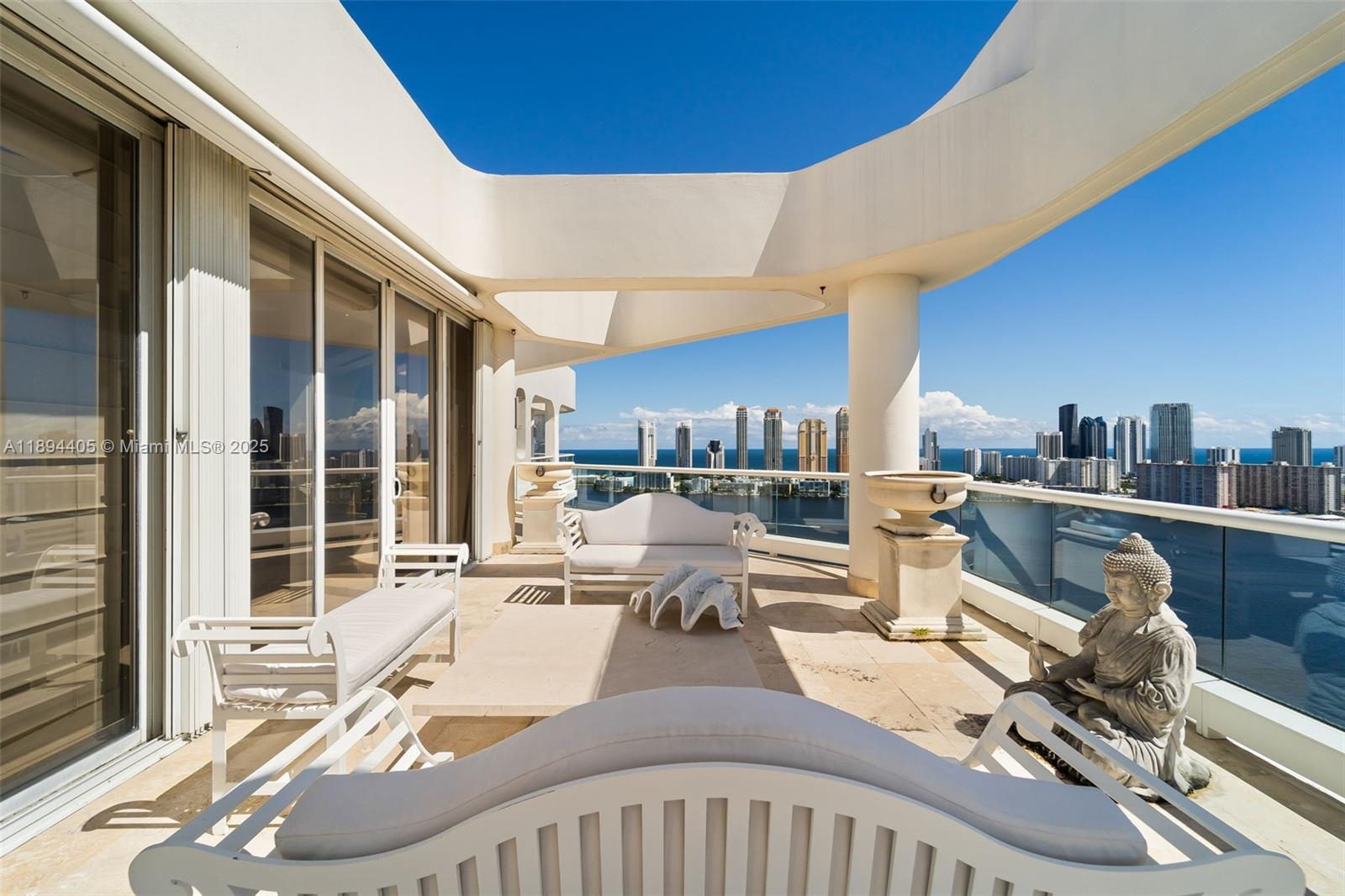 7000 Island Blvd #PH-02 Aventura, FL 33160