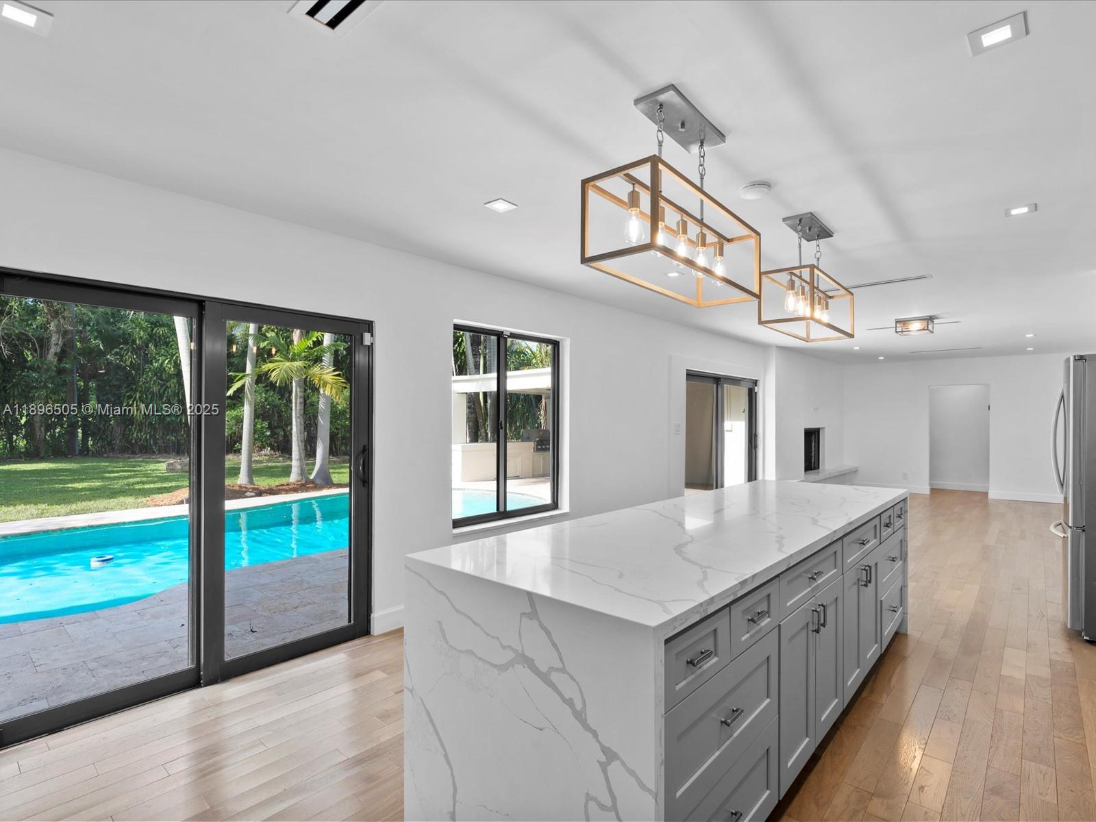 8501 SW 68th St Rd Miami, FL 33143