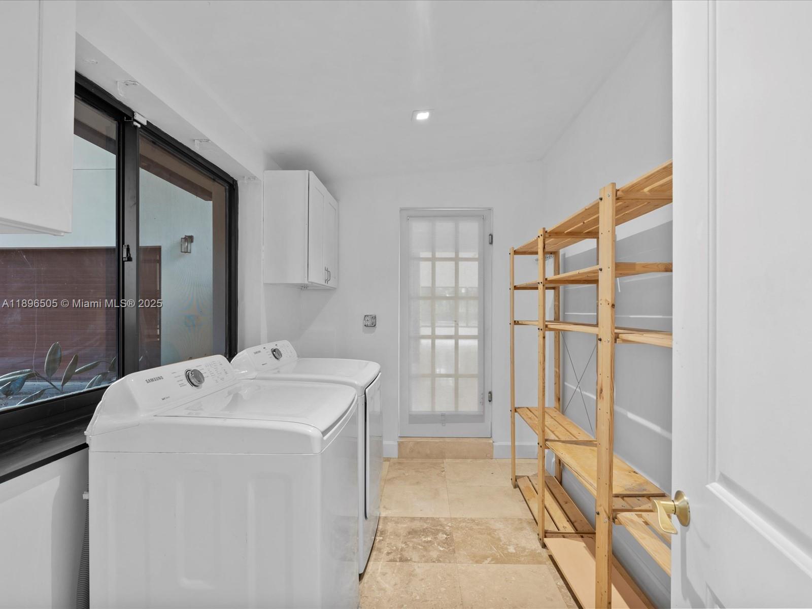 8501 SW 68th St Rd Miami, FL 33143