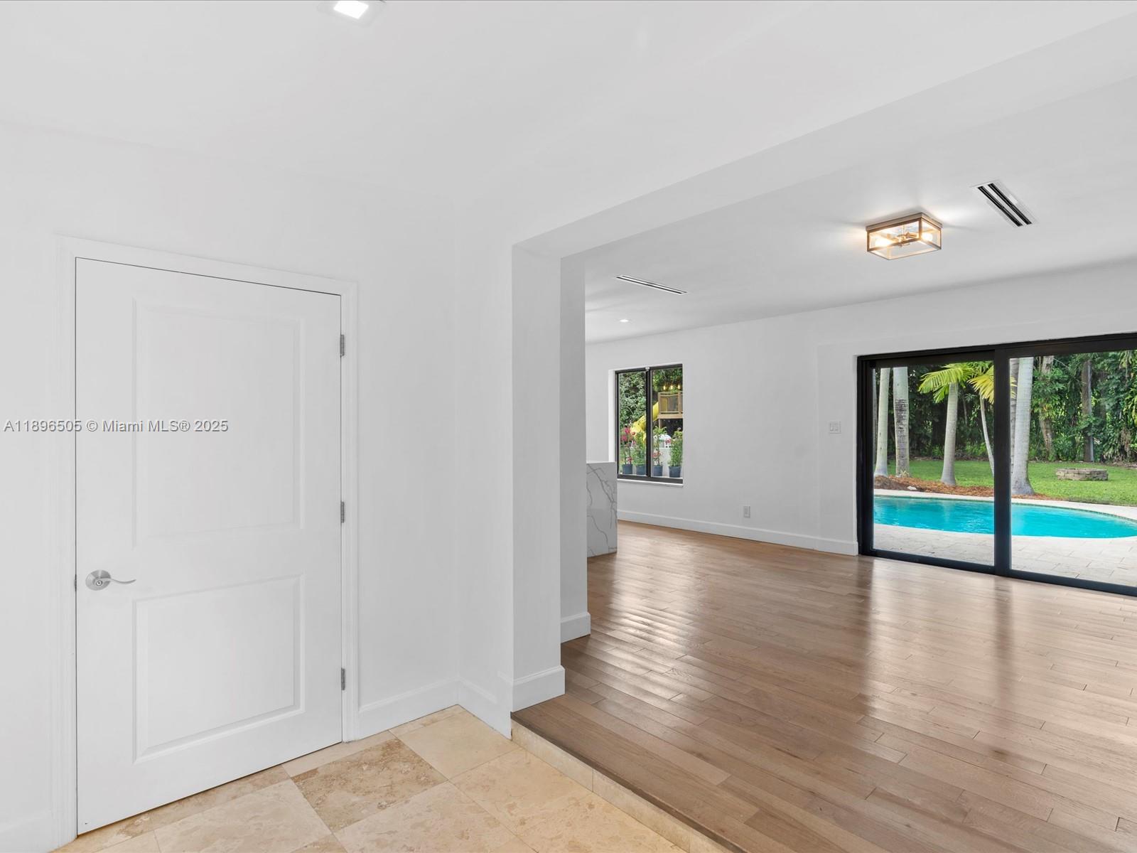 8501 SW 68th St Rd Miami, FL 33143