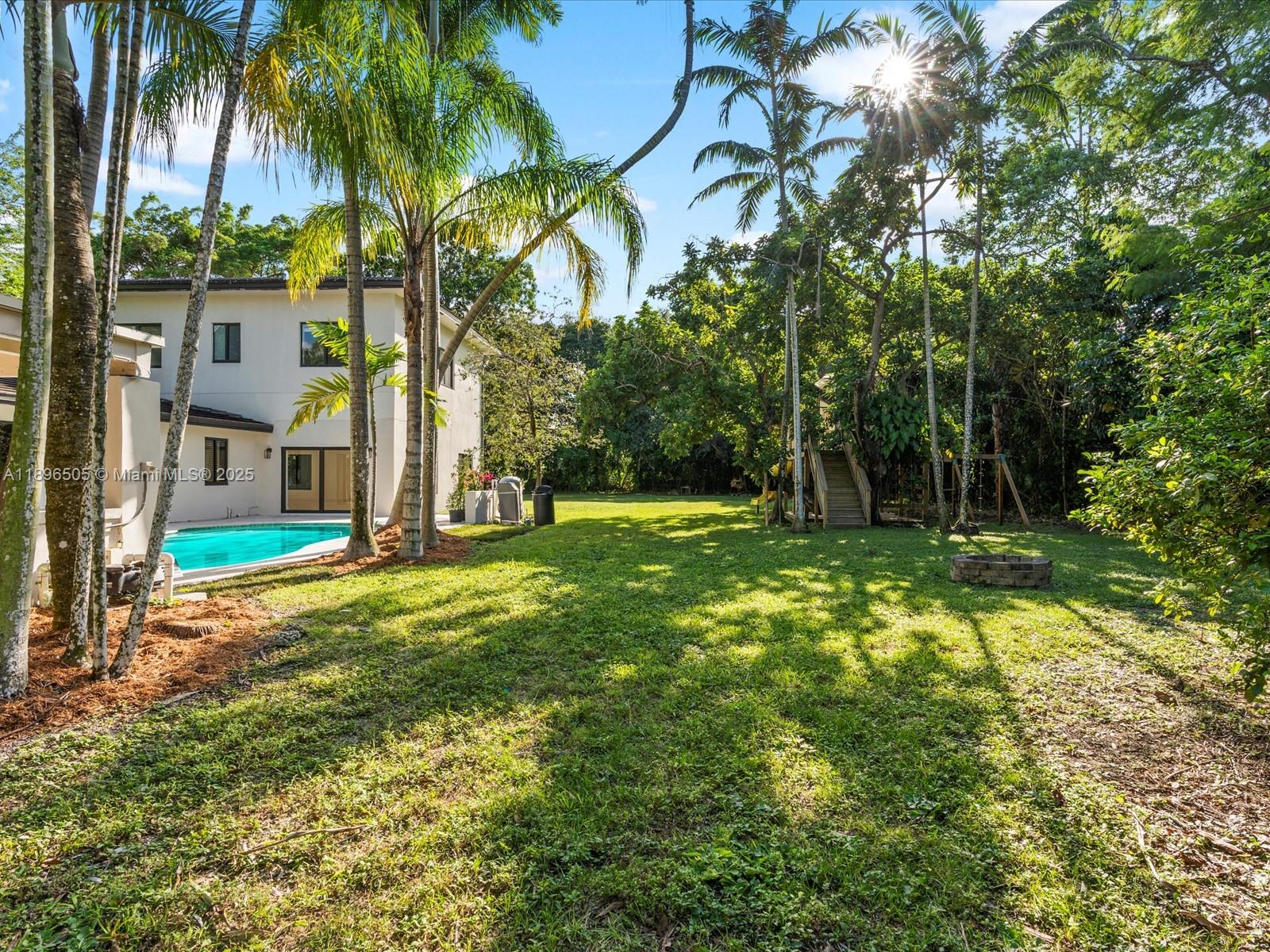 8501 SW 68th St Rd Miami, FL 33143