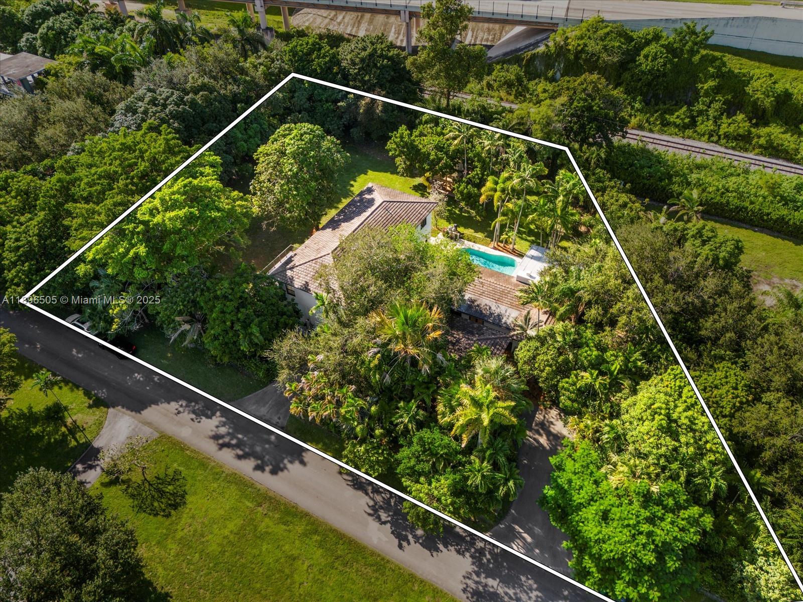 8501 SW 68th St Rd Miami, FL 33143