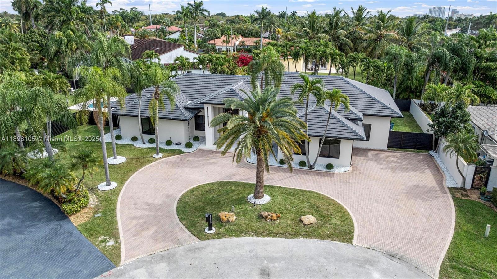 7755 SW 85th Ct