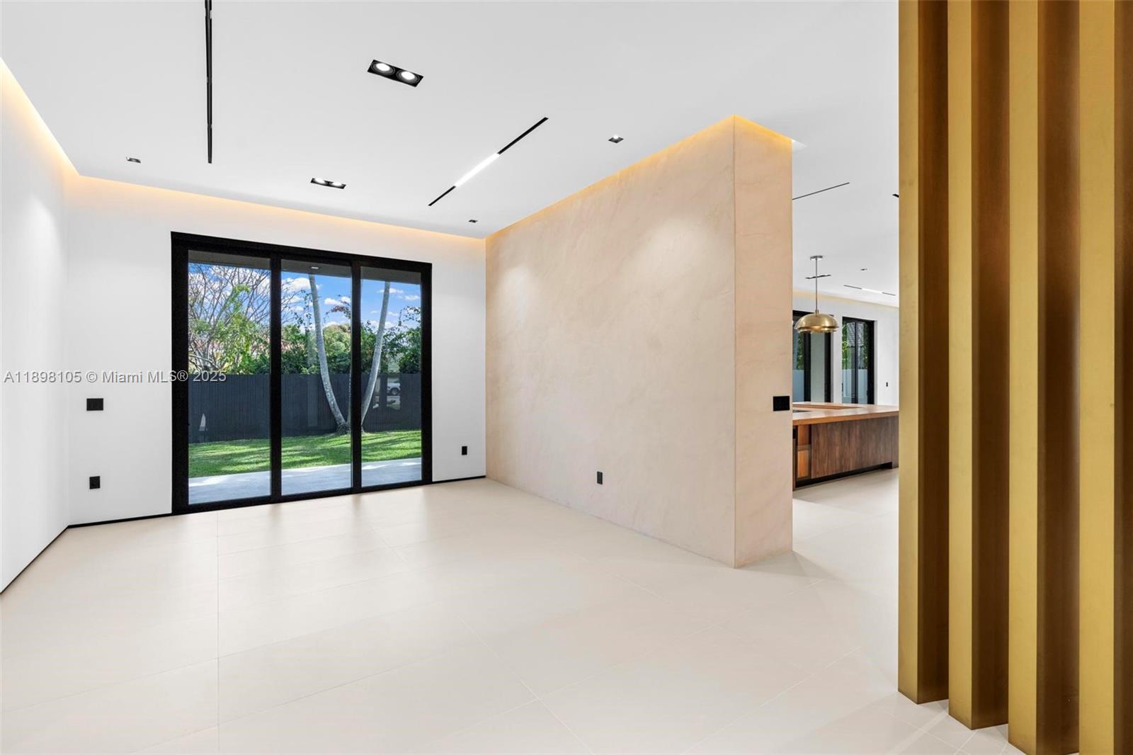 7755 SW 85th Ct Miami, FL 33143