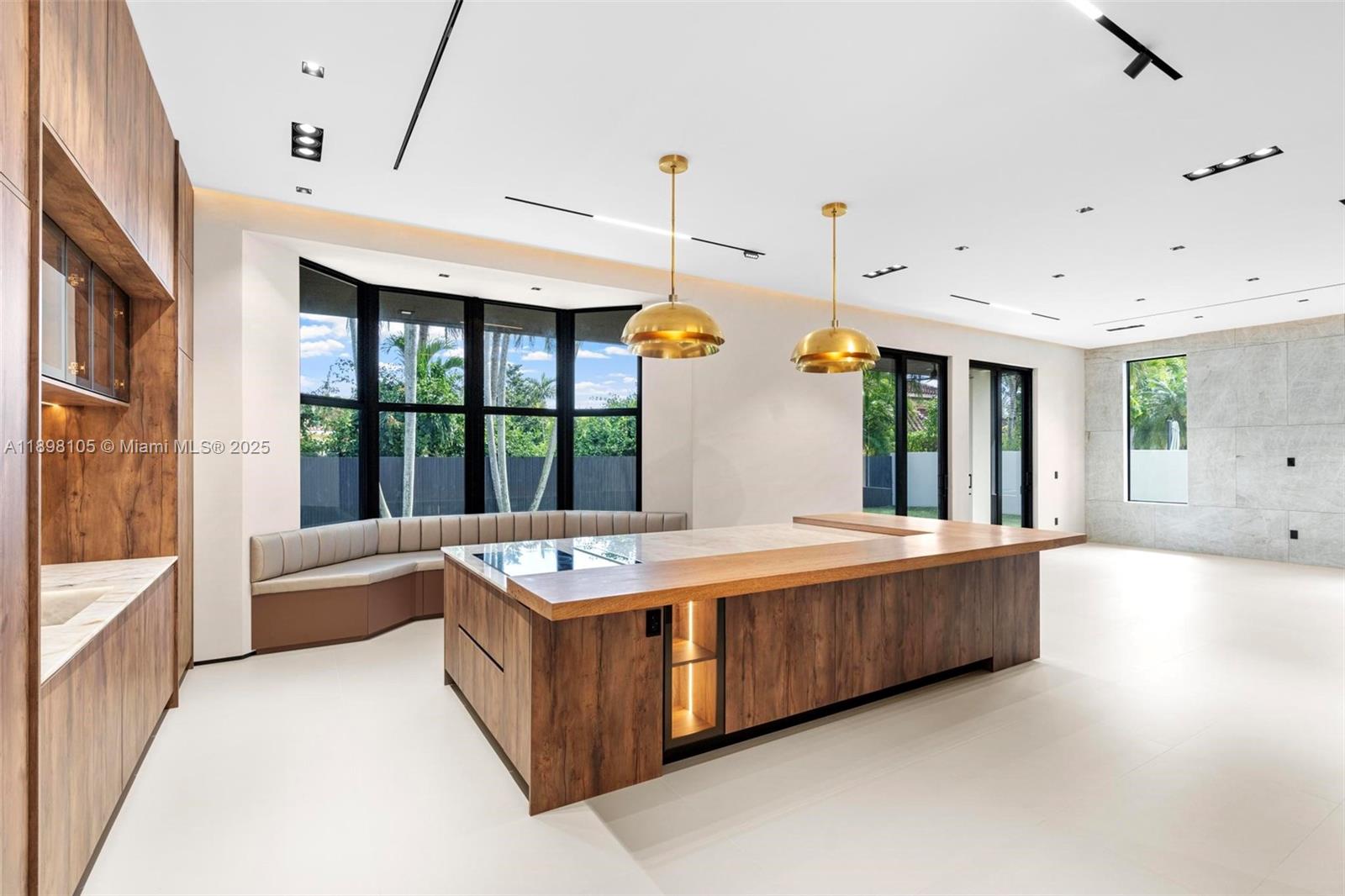 7755 SW 85th Ct Miami, FL 33143