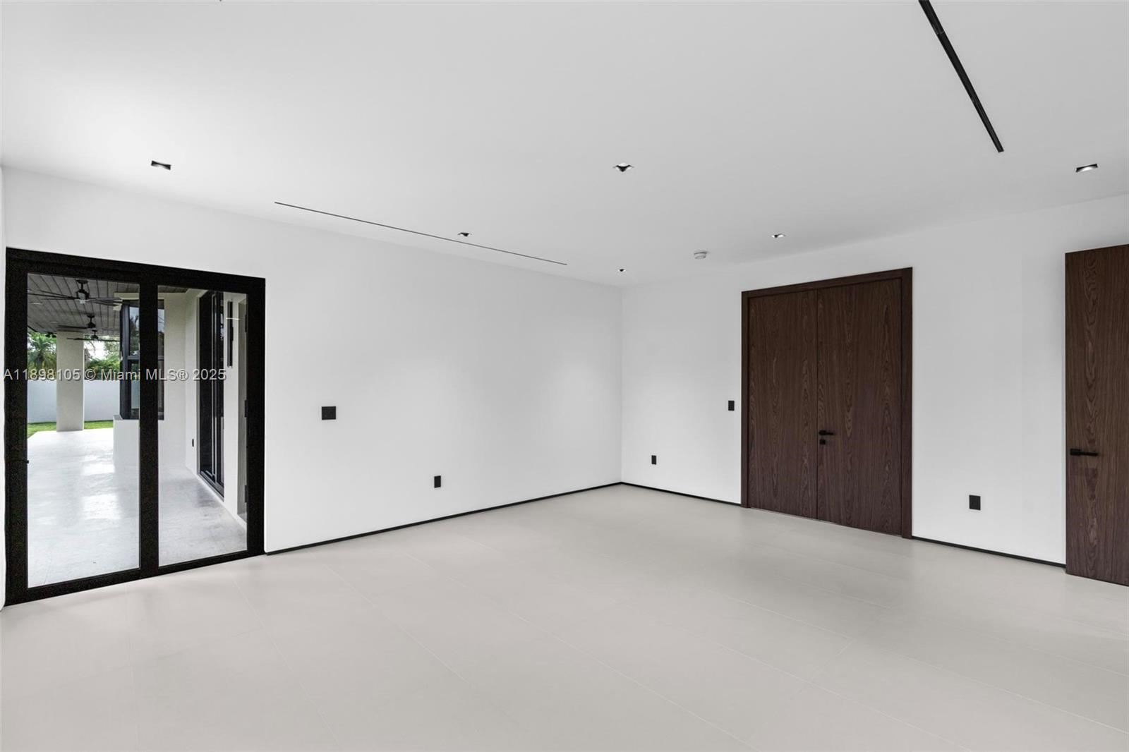 7755 SW 85th Ct Miami, FL 33143