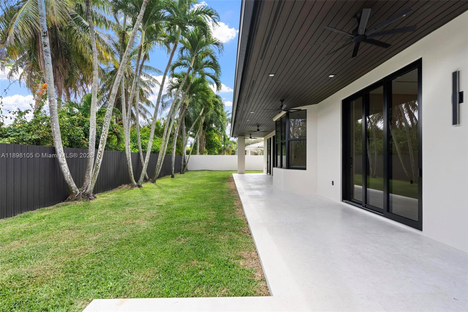 7755 SW 85th Ct Miami, FL 33143