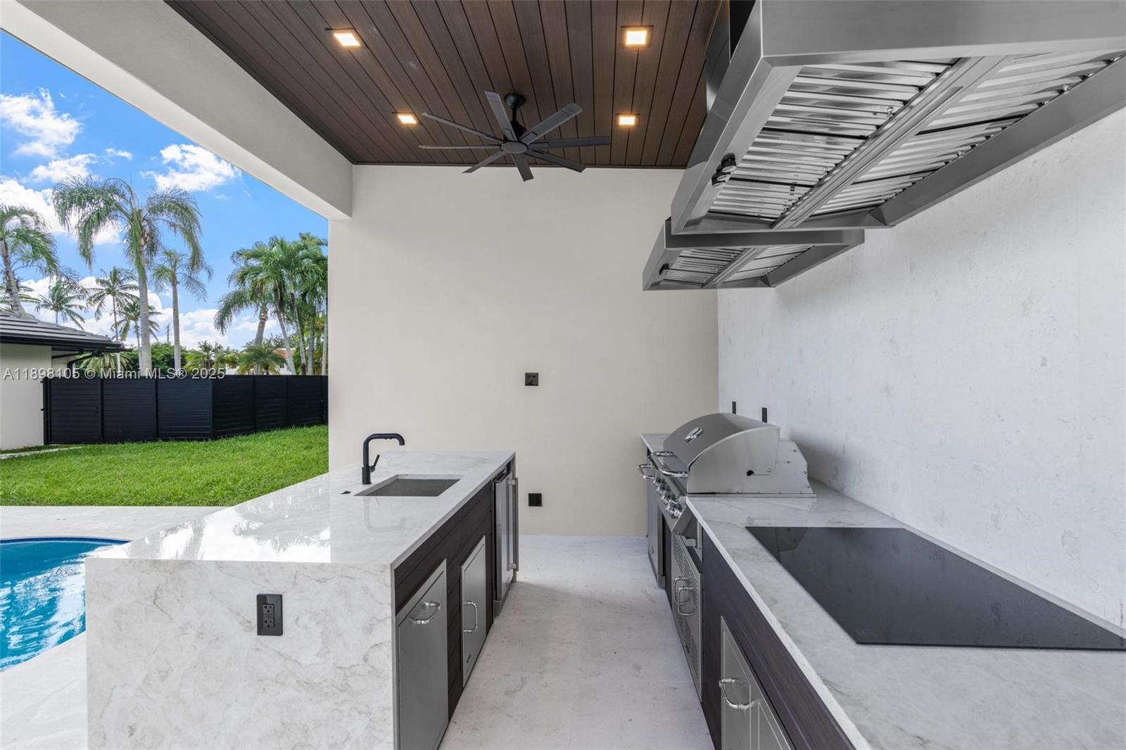 7755 SW 85th Ct Miami, FL 33143