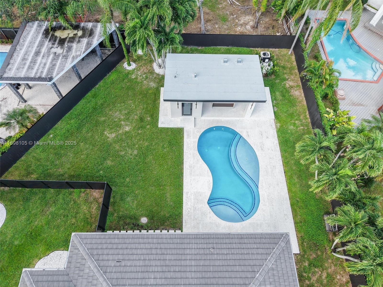 7755 SW 85th Ct Miami, FL 33143