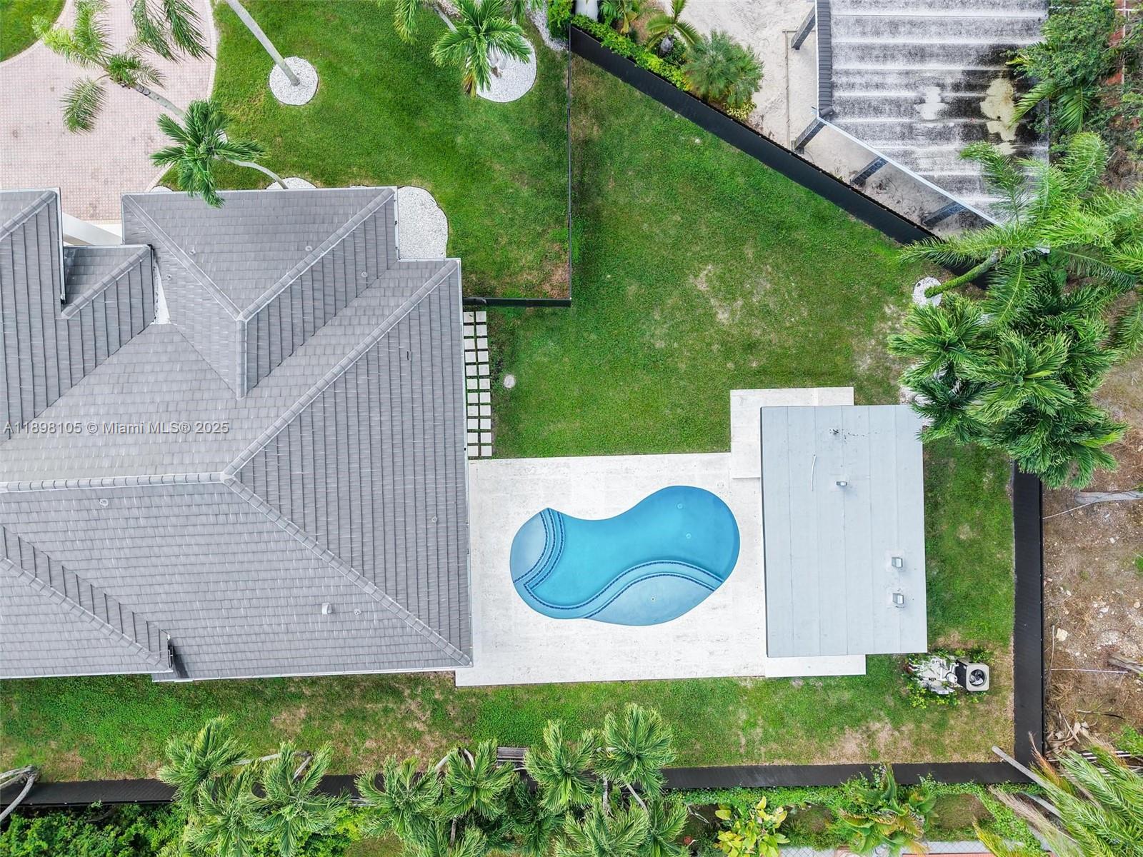 7755 SW 85th Ct Miami, FL 33143