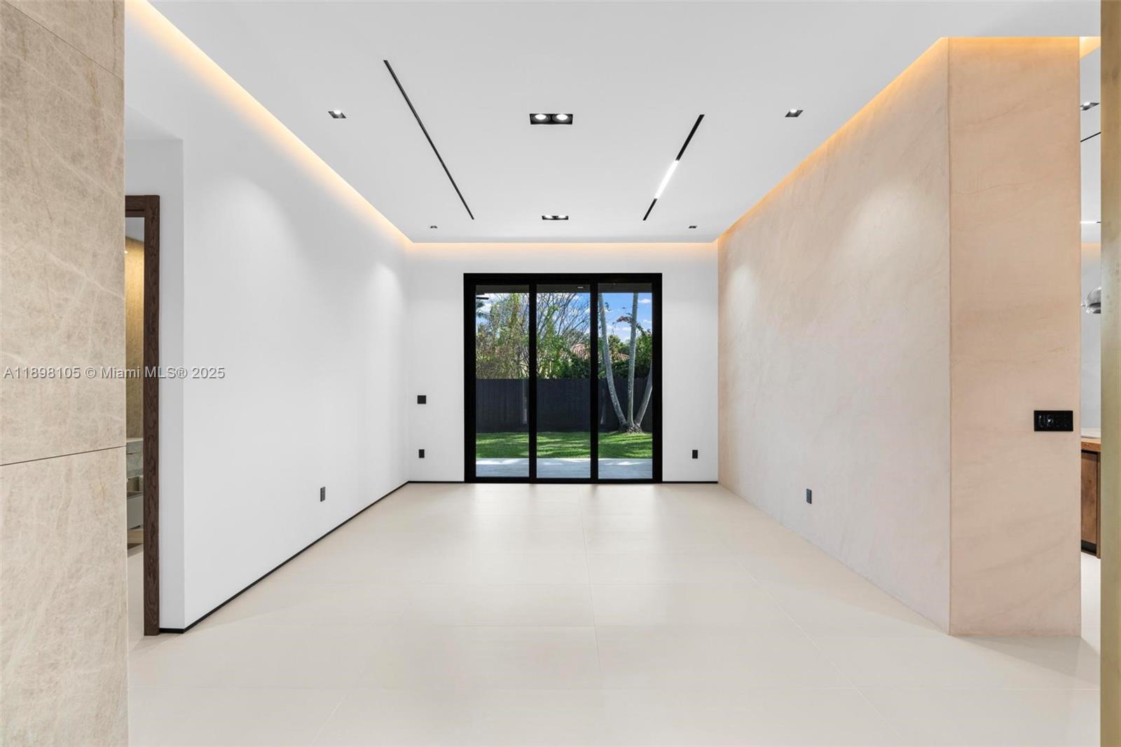 7755 SW 85th Ct Miami, FL 33143