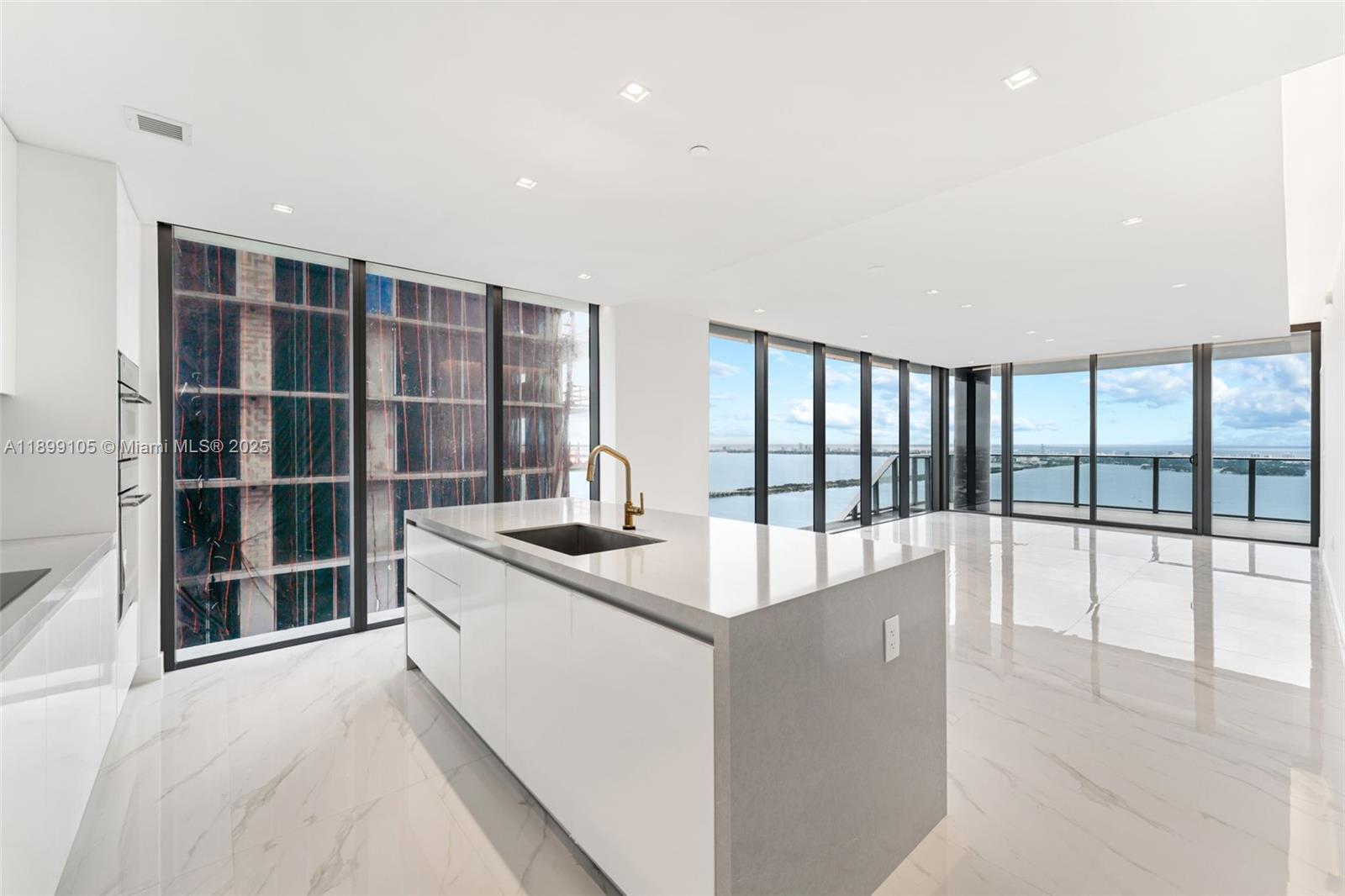 700 Ne 24th St #5401 Miami, FL 33137 700 Ne 24th St #5401 Miami, FL 33137