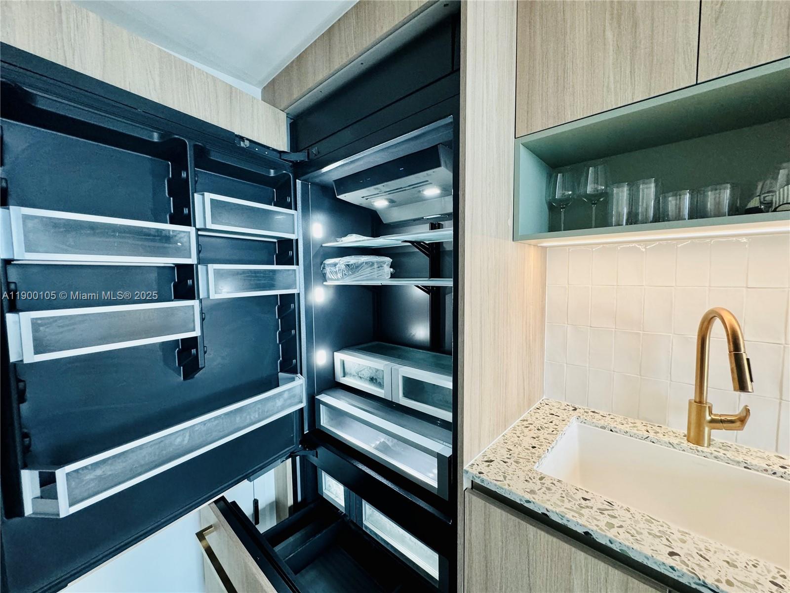 image Gale/natiivo12