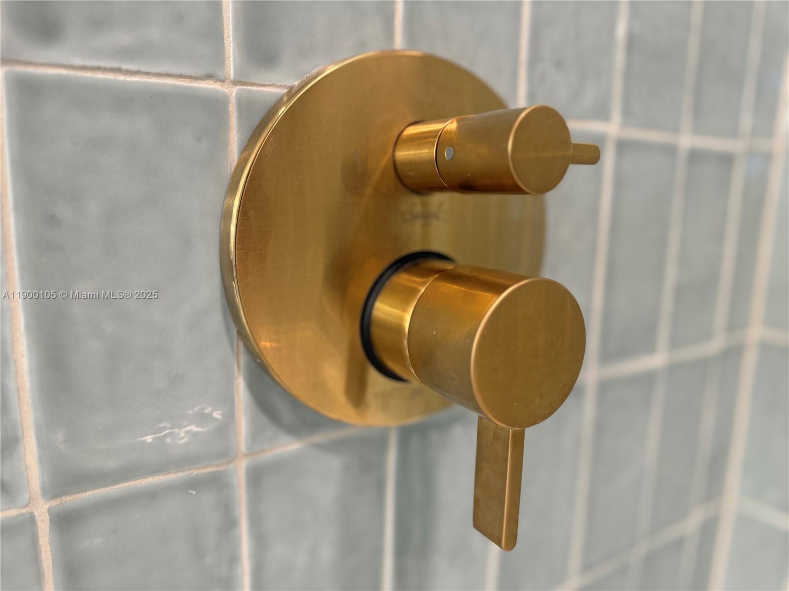 image Gale/natiivo17