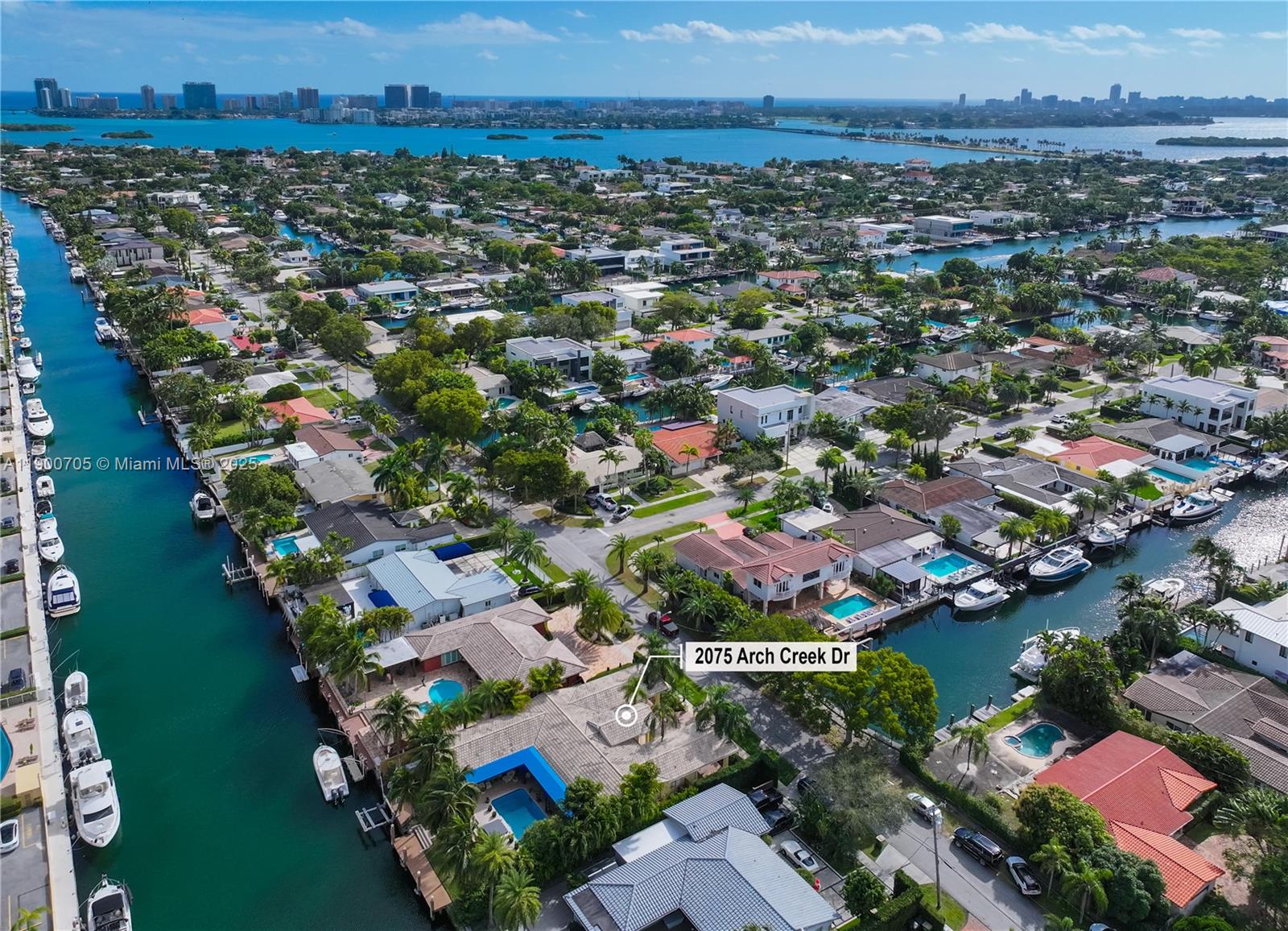 2075 Arch Crk Dr #2075 North Miami, FL 33181