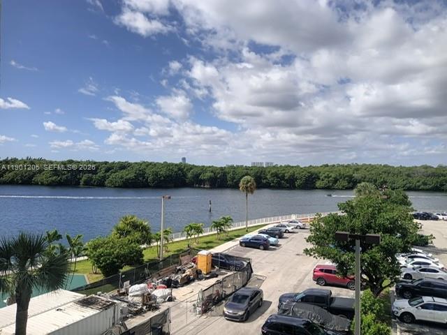 image Arlen House West1