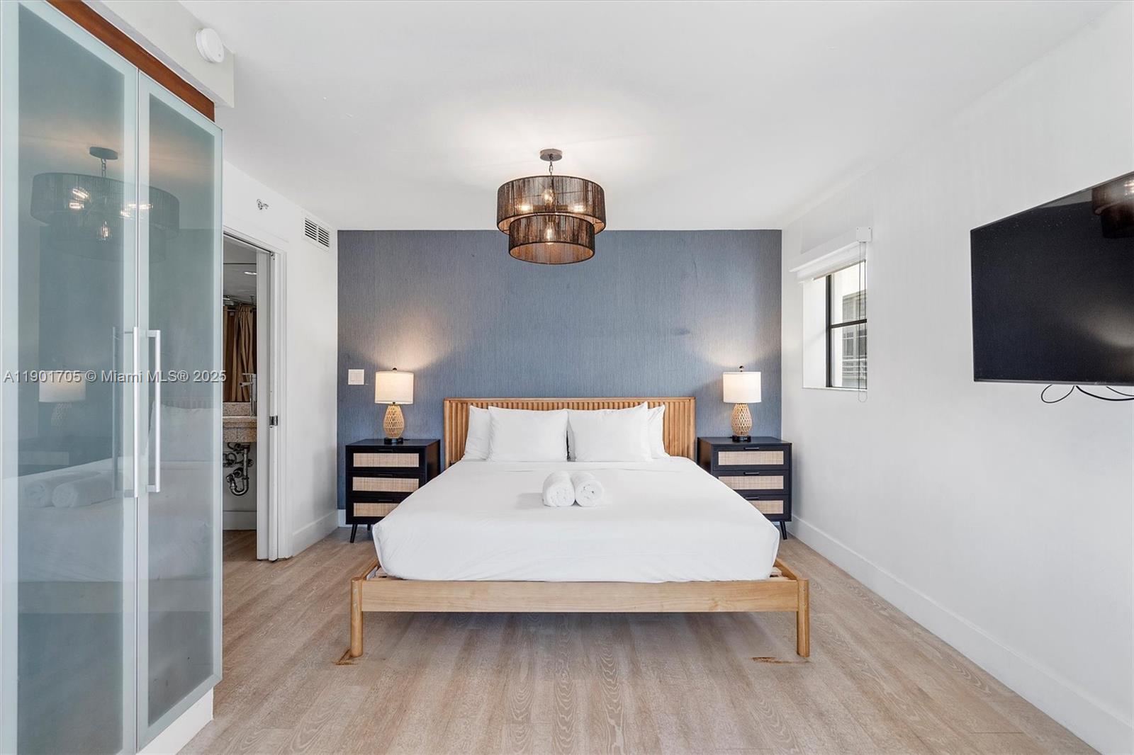 1024 Ocean Dr #A301 Miami Beach, FL 33139