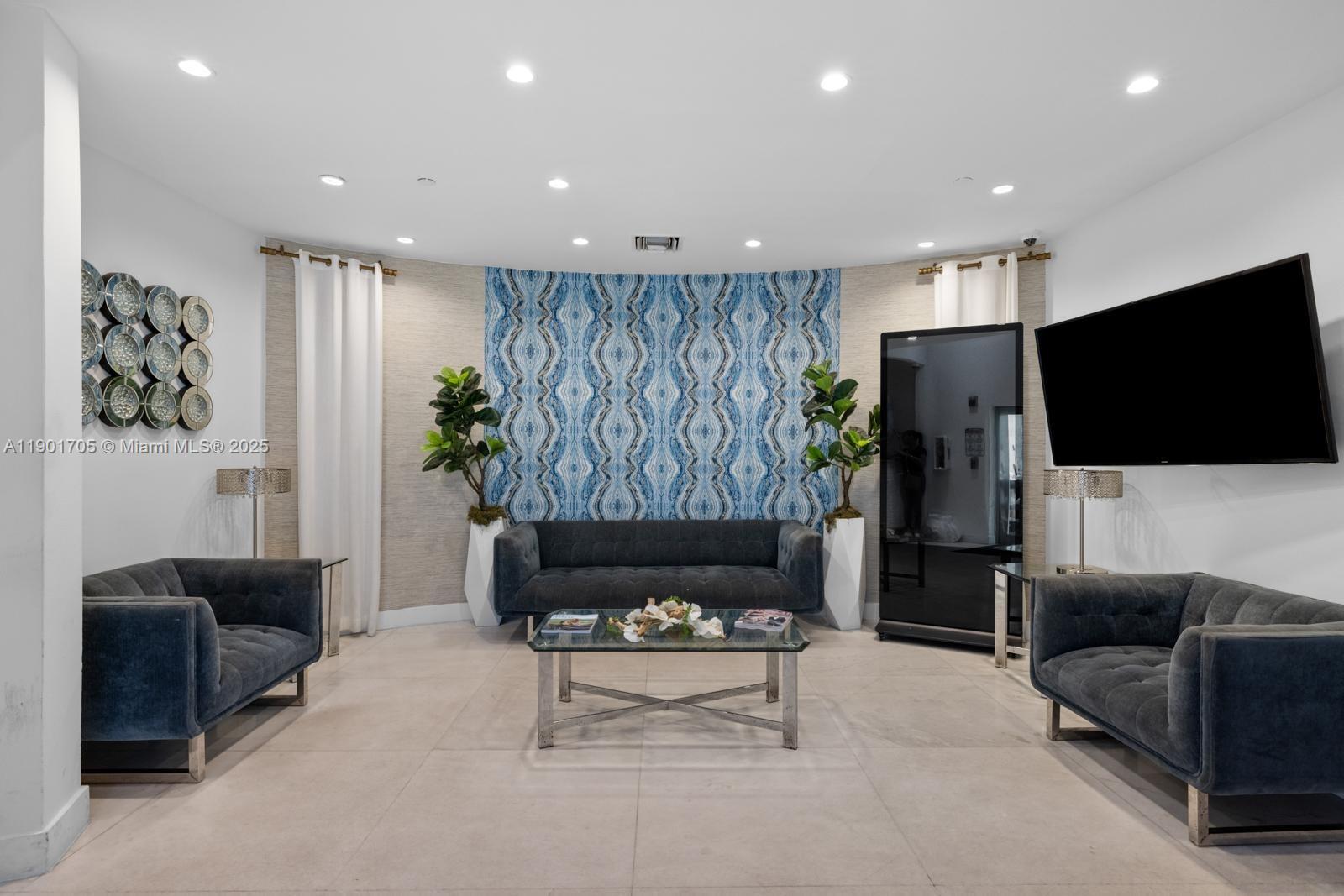 1024 Ocean Dr #A301 Miami Beach, FL 33139