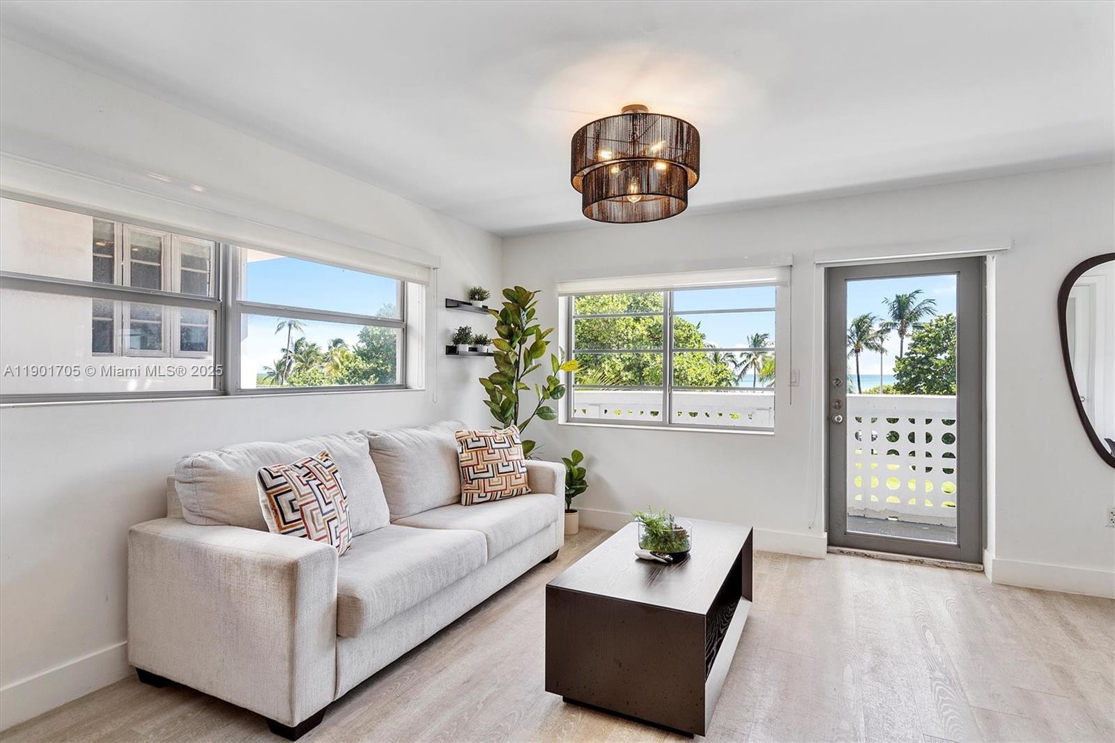 1024 Ocean Dr #A301 Miami Beach, FL 33139