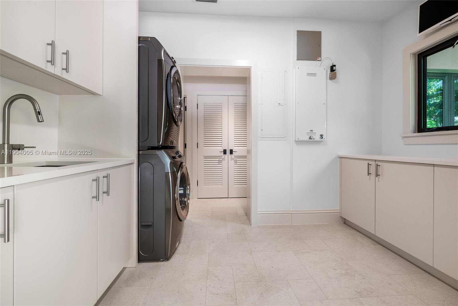 7801 SW 128th St Pinecrest, FL 33156